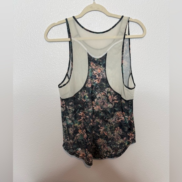 Lululemon Sculpt Tank II Floral P2P 18” - Picture 5 of 5